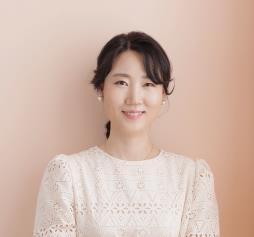 강이순 소장<br>​​​​​​​(피아노 손가락 독립 연구소)<br>
